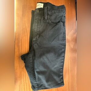 Universal Thread Black High Rise Skinny Jeans Good Condition